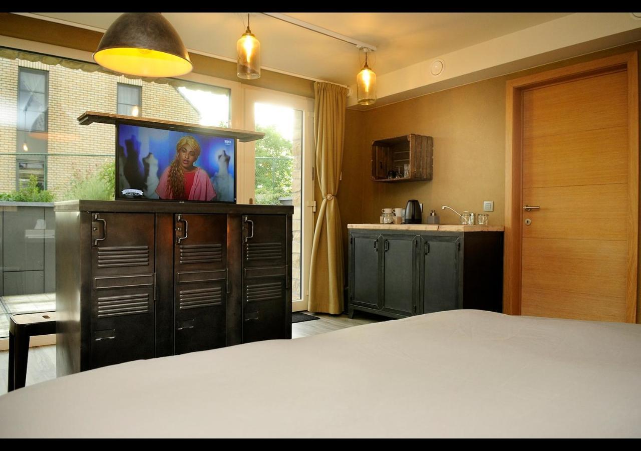 Sur Le Tige Hamois Bed & Breakfast Ngoại thất bức ảnh